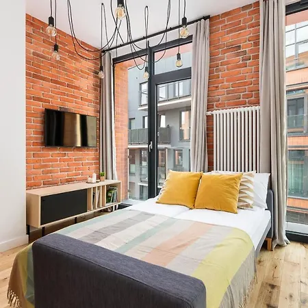 Rent Like - Plac Konesera 6